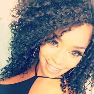 Meet your Posher, Malika